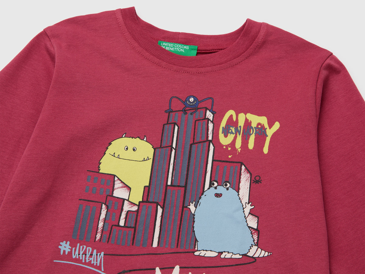 T-shirt con stampa in caldo cotone