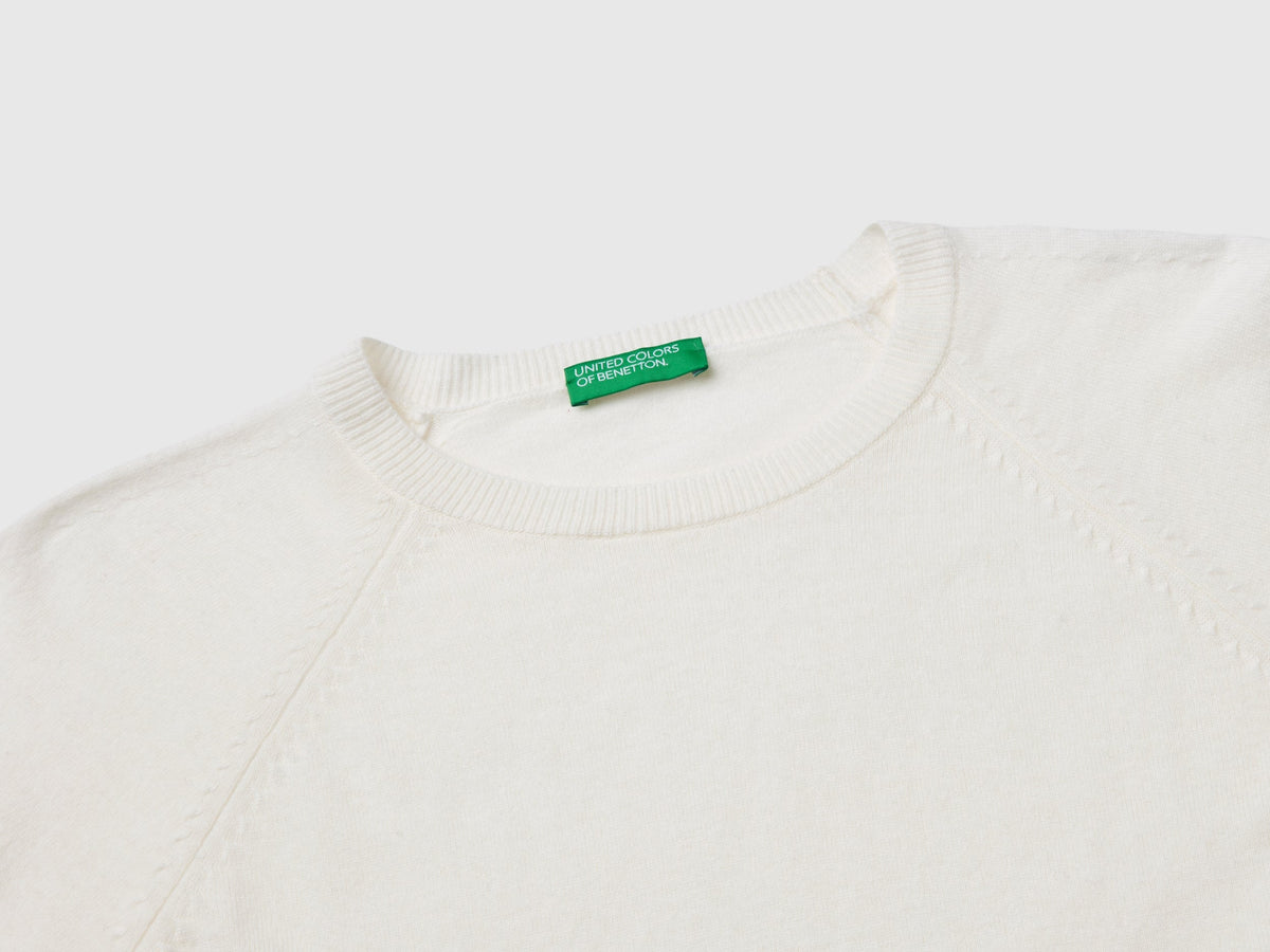 Maglia girocollo panna in misto lana e cashmere