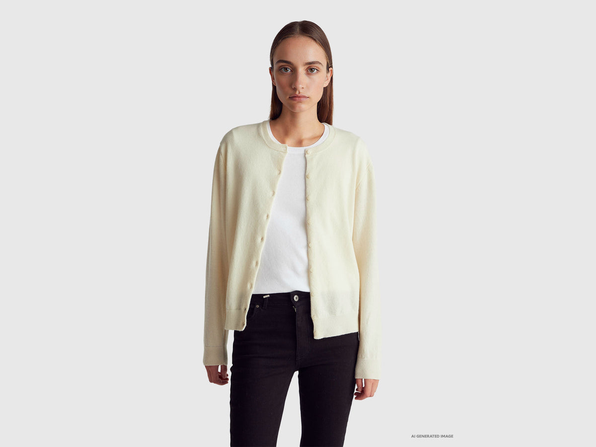 Cardigan girocollo panna in pura lana Merino