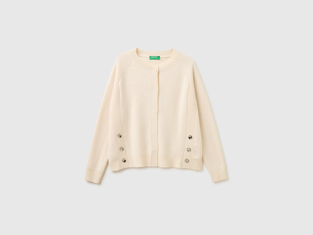 Cardigan lavorato con bottoni