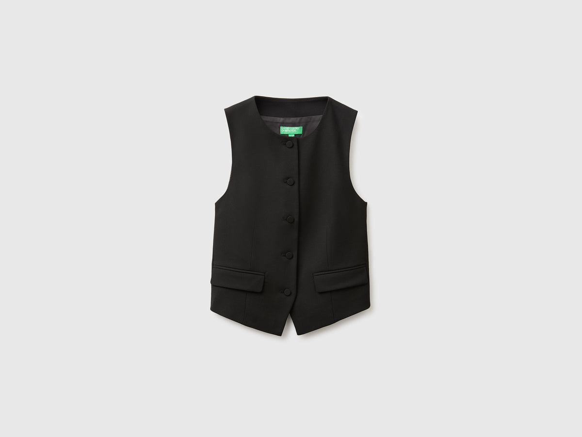 Gilet girocollo con bottoni