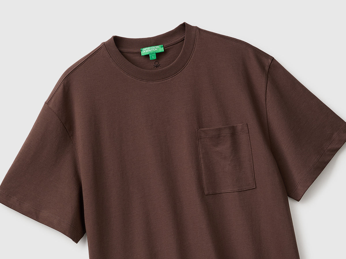 T-shirt con taschino