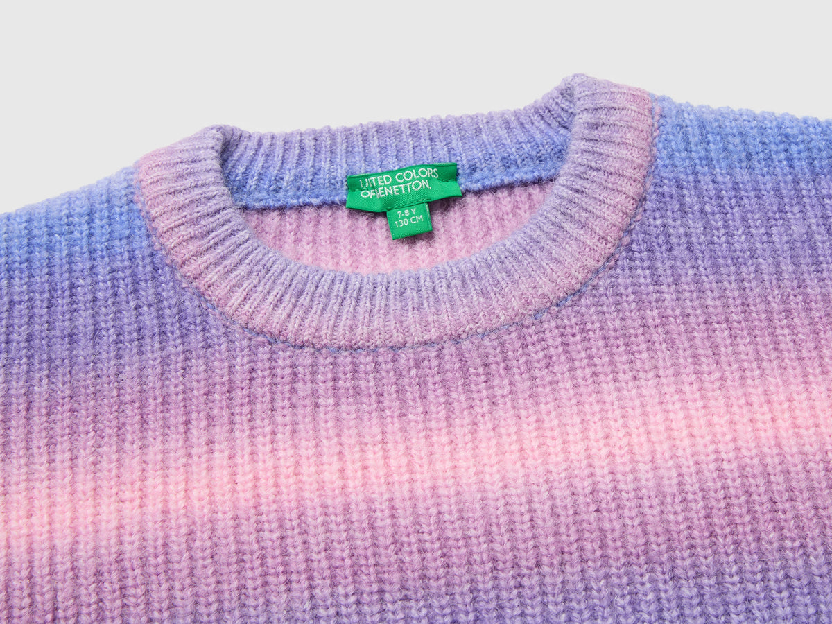 Maglia a righe sfumate in misto lana