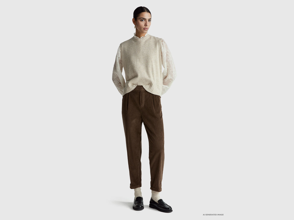 Chino in velluto con vita elasticizzata