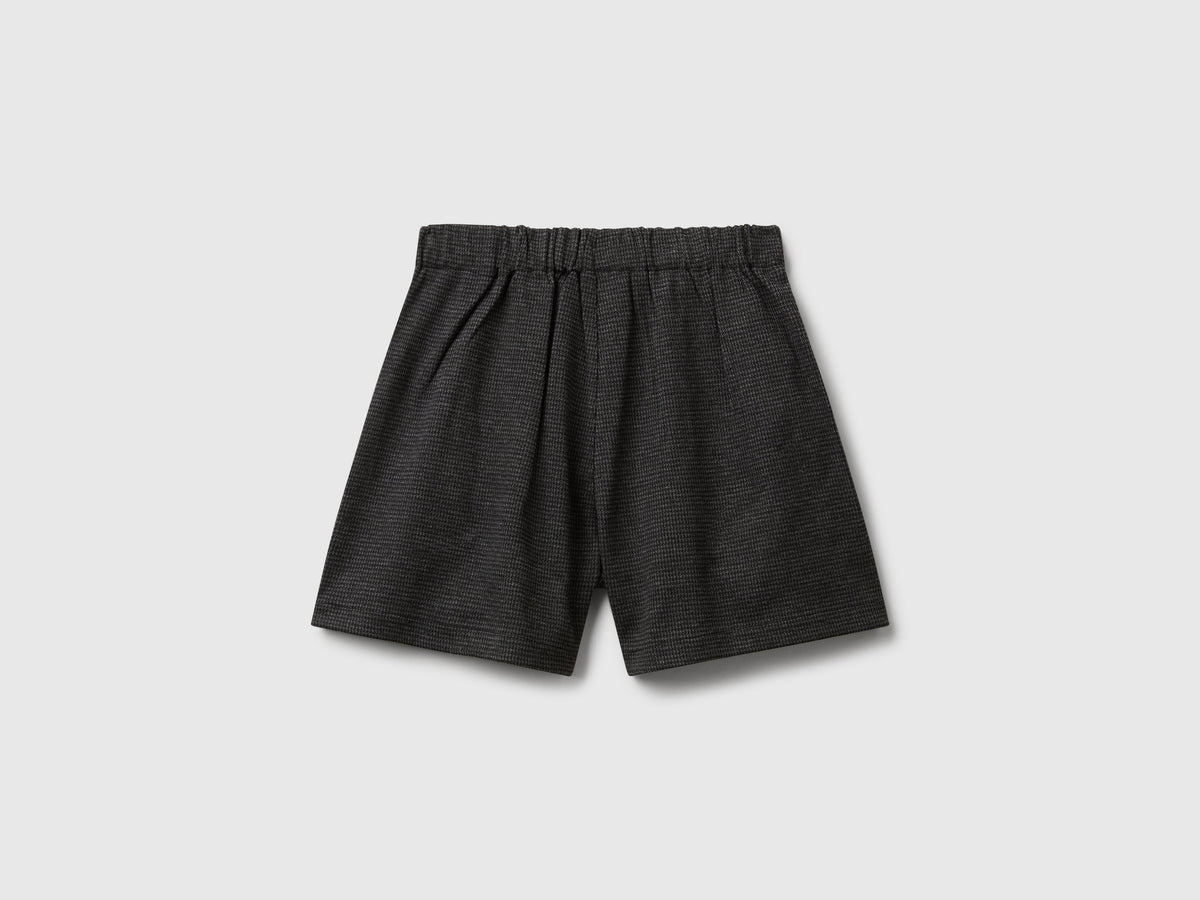 Pantaloni corti pied de poule