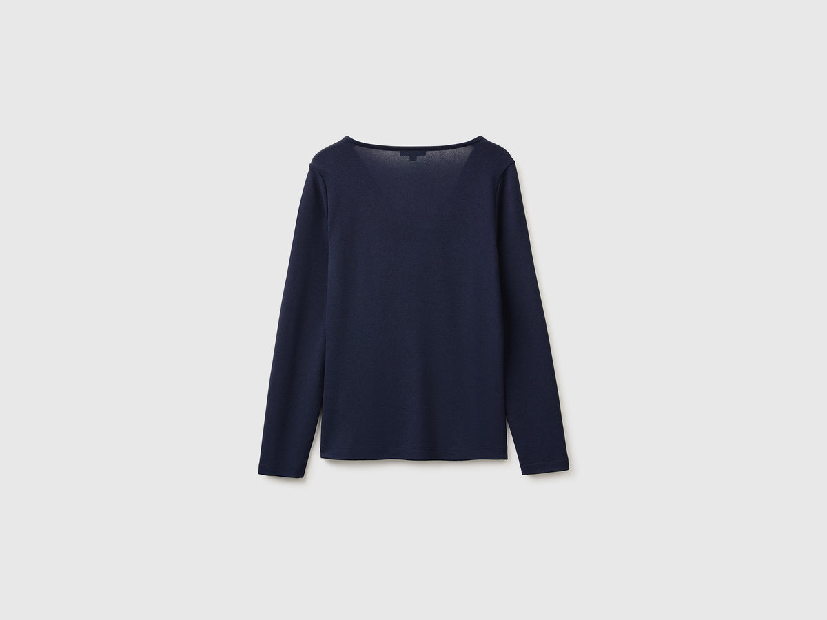 Maglietta con drappeggio sullo scollo