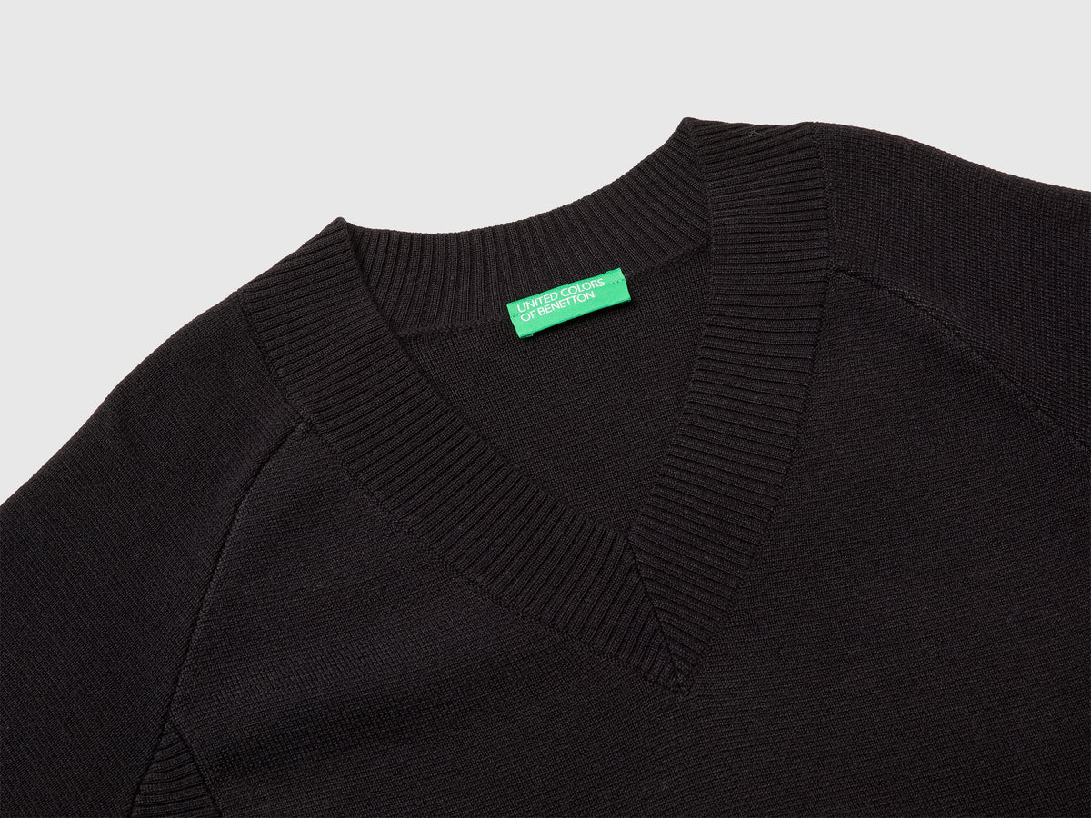 Maglia lavorata scollo a V