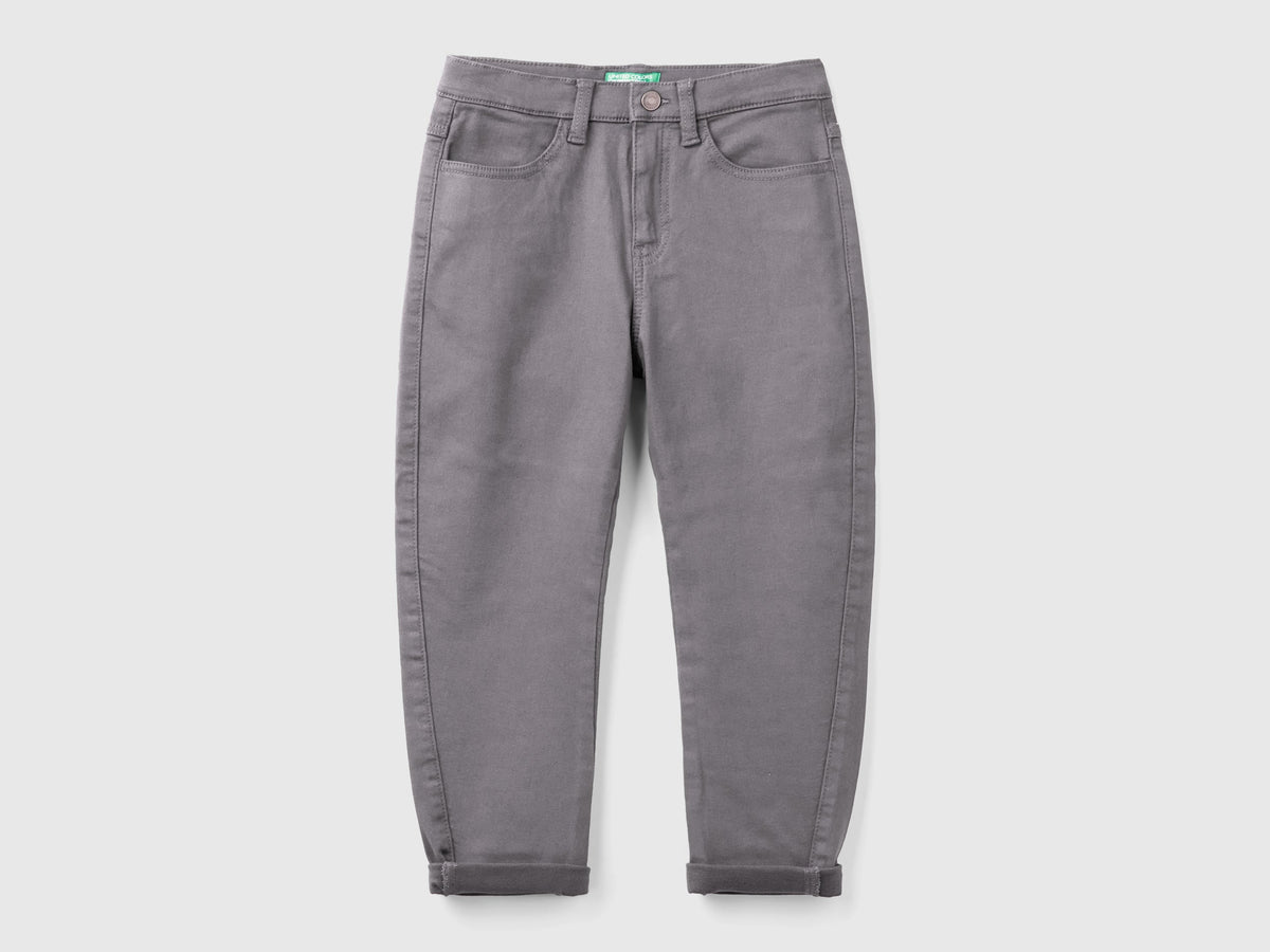 Pantaloni carrot fit