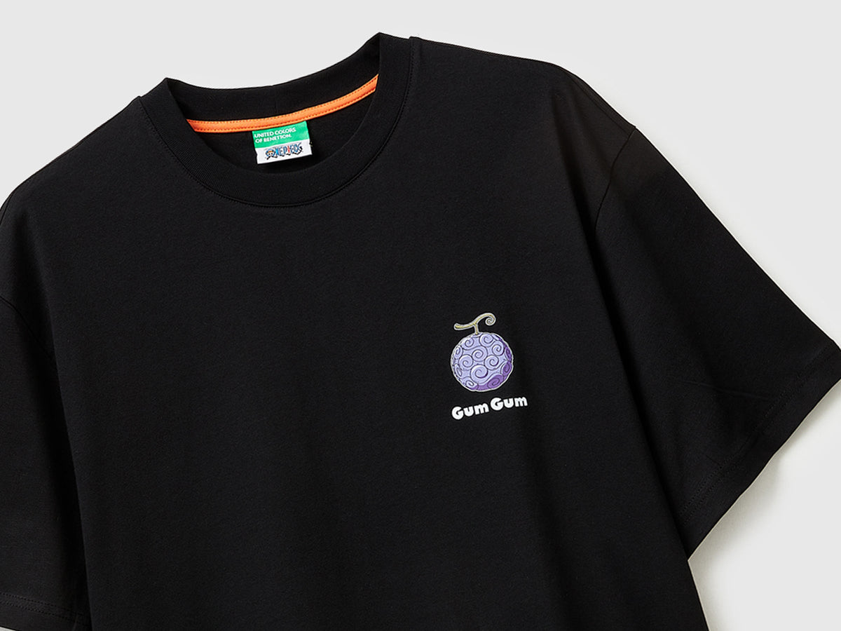 T-shirt con stampa One Piece