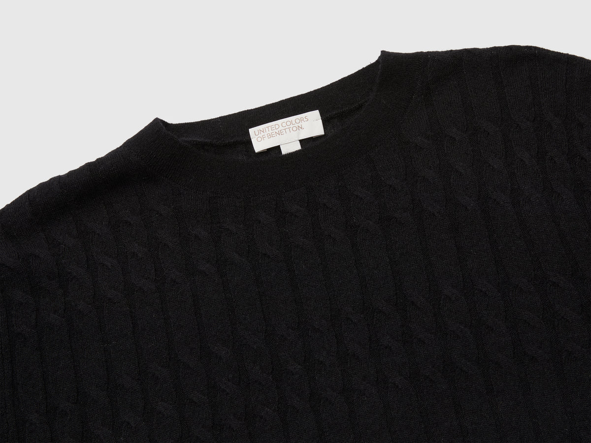 Maglia con trecce in misto lana ultralight