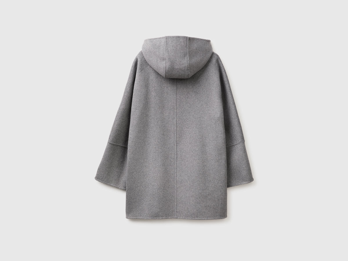 Cappotto doppiopetto con cappuccio