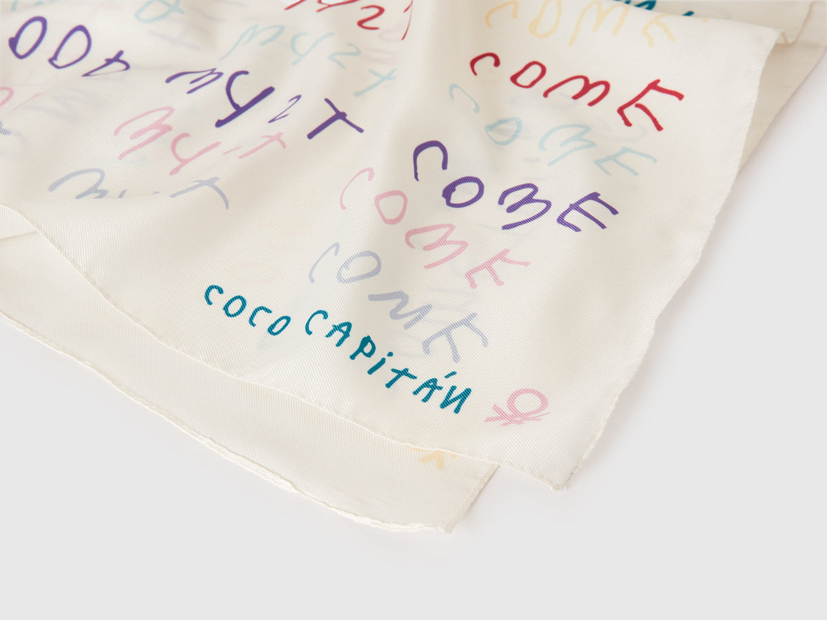 Foulard panna con scritte Coco Capitán