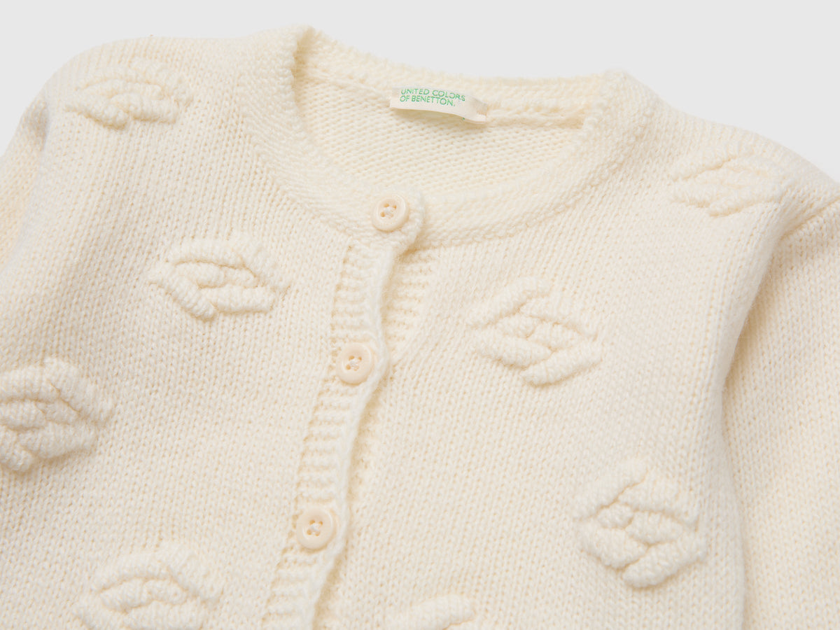 Cardigan con roselline
