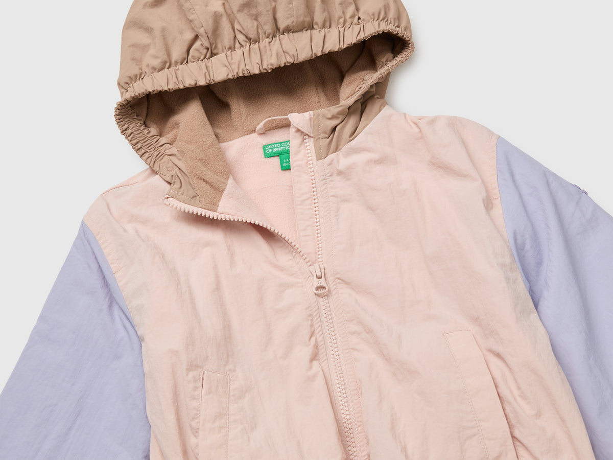 Giacca in nylon con cappuccio