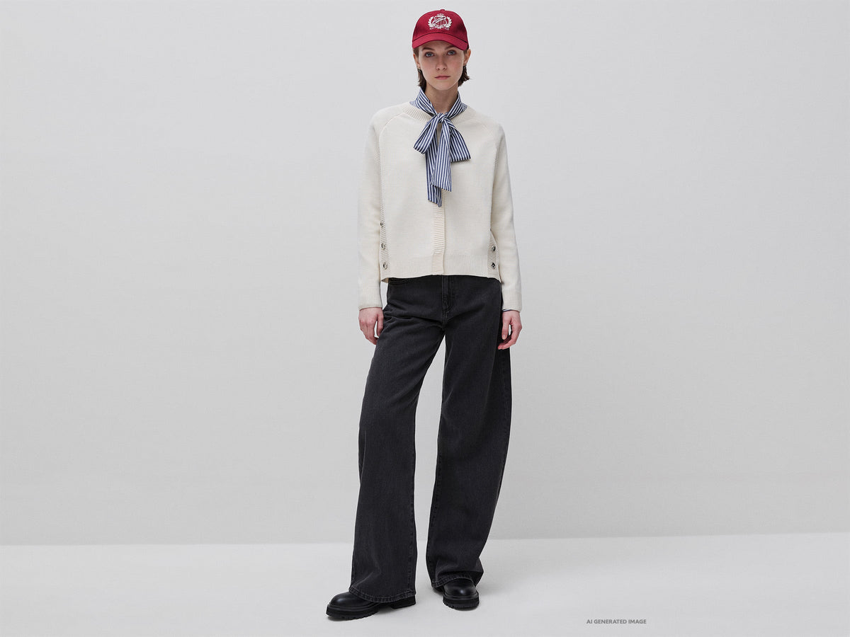 Cardigan lavorato con bottoni