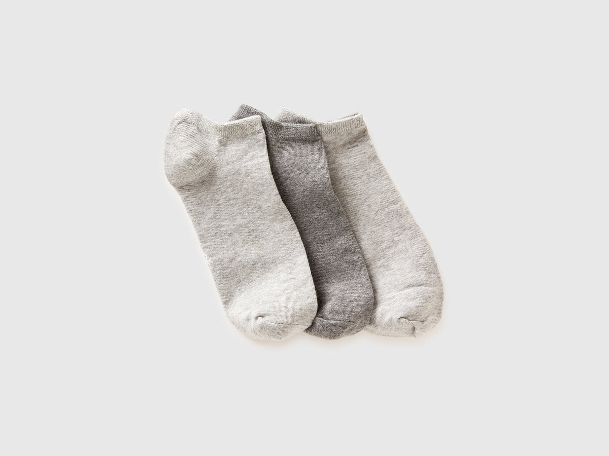 Tre paia di calzini corti tinta unita