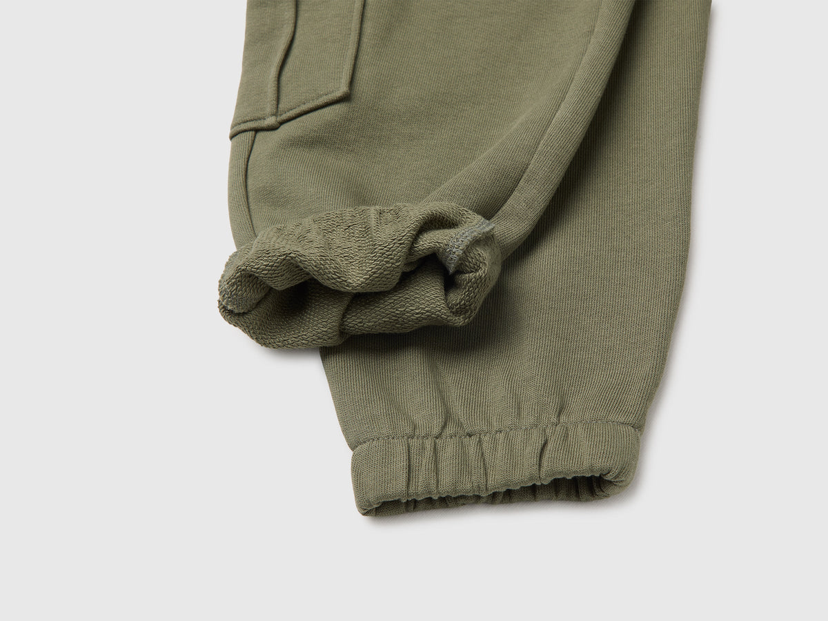 Pantaloni in felpa con tasconi