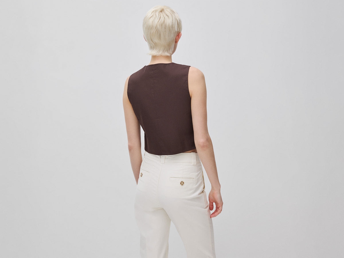 Gilet girocollo con bottoni