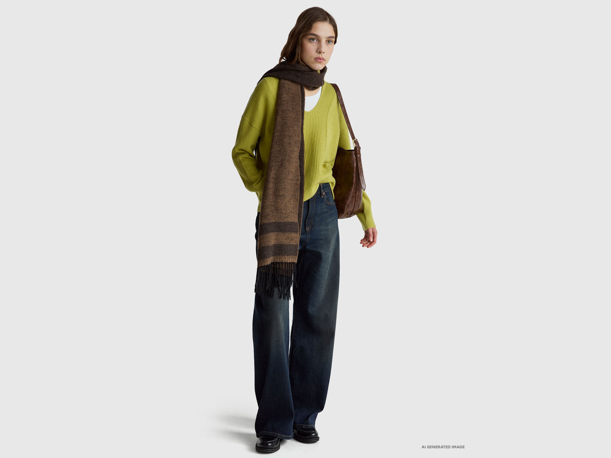 Maglione scollo a V 100% lana