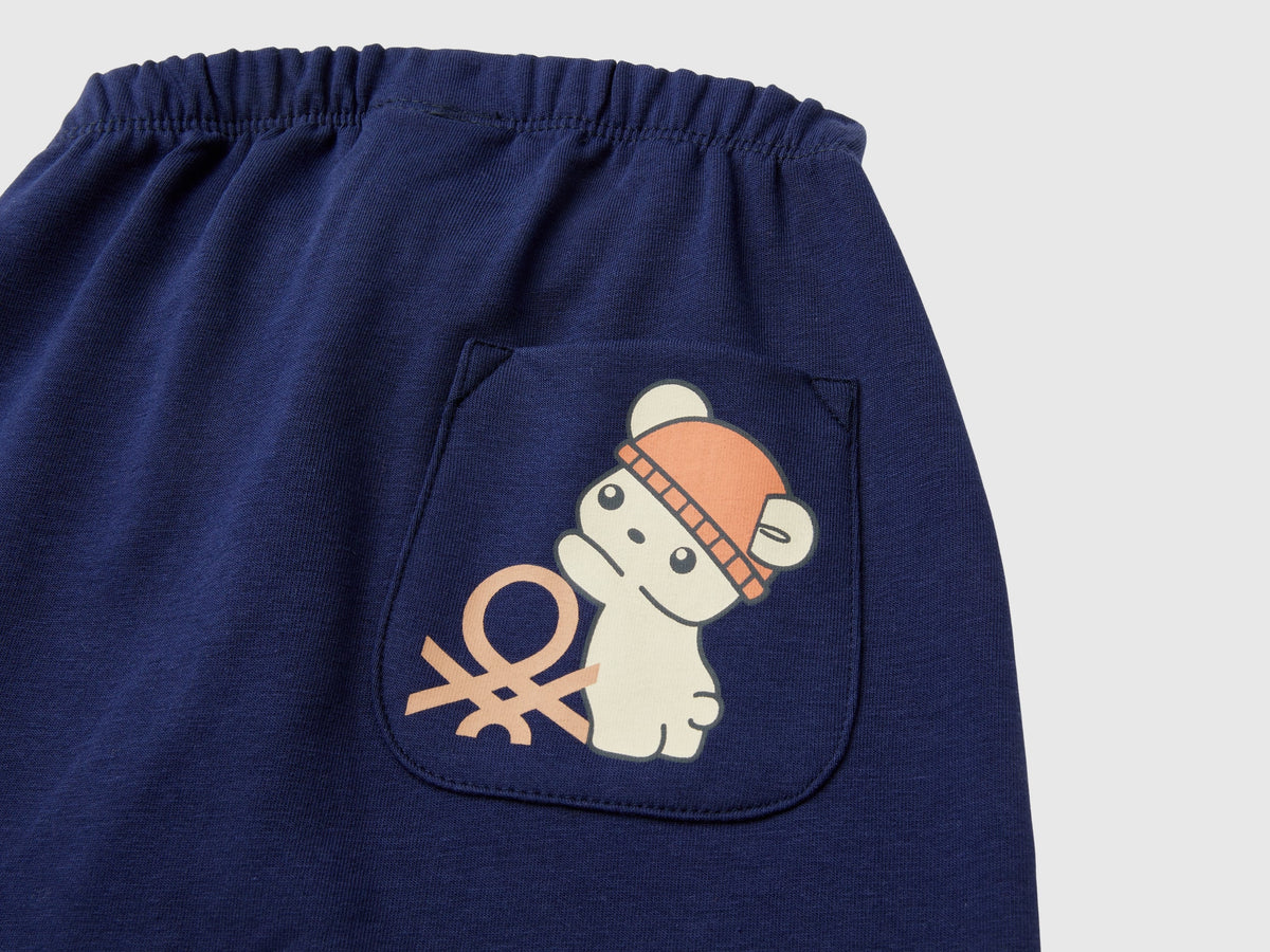 Pantaloni in calda felpa con taschino