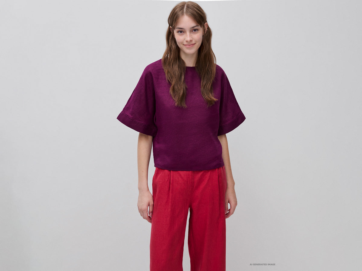 Blusa girocollo in puro lino
