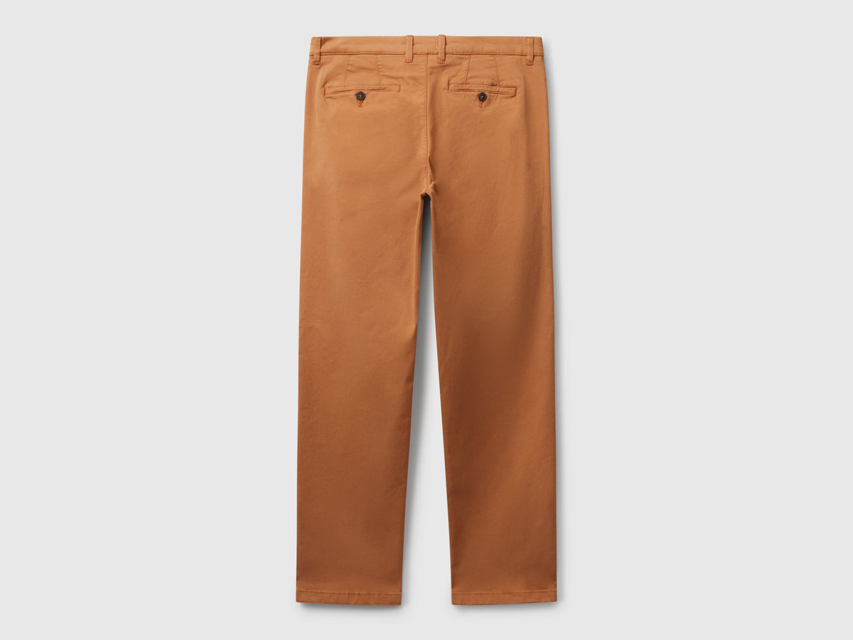 Chino straight fit