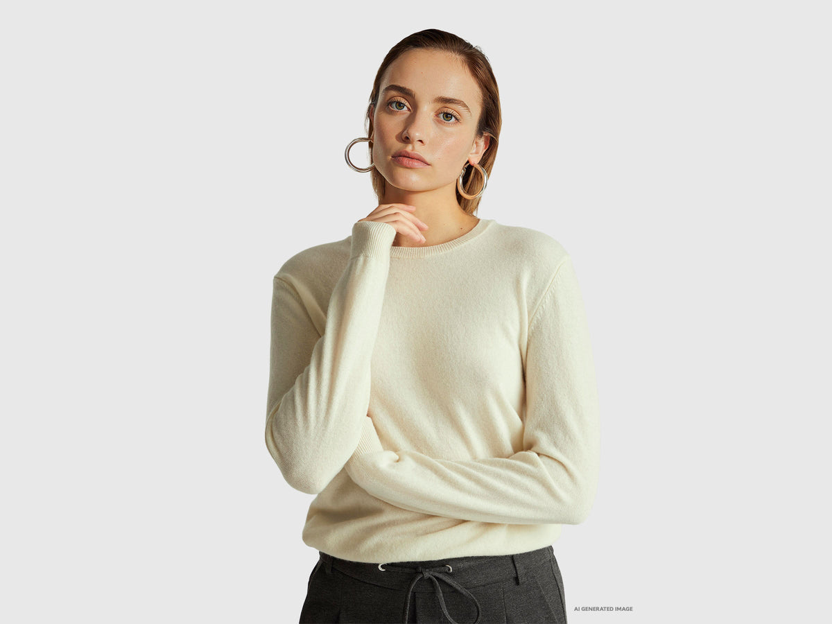 Maglia girocollo panna in pura lana Merino