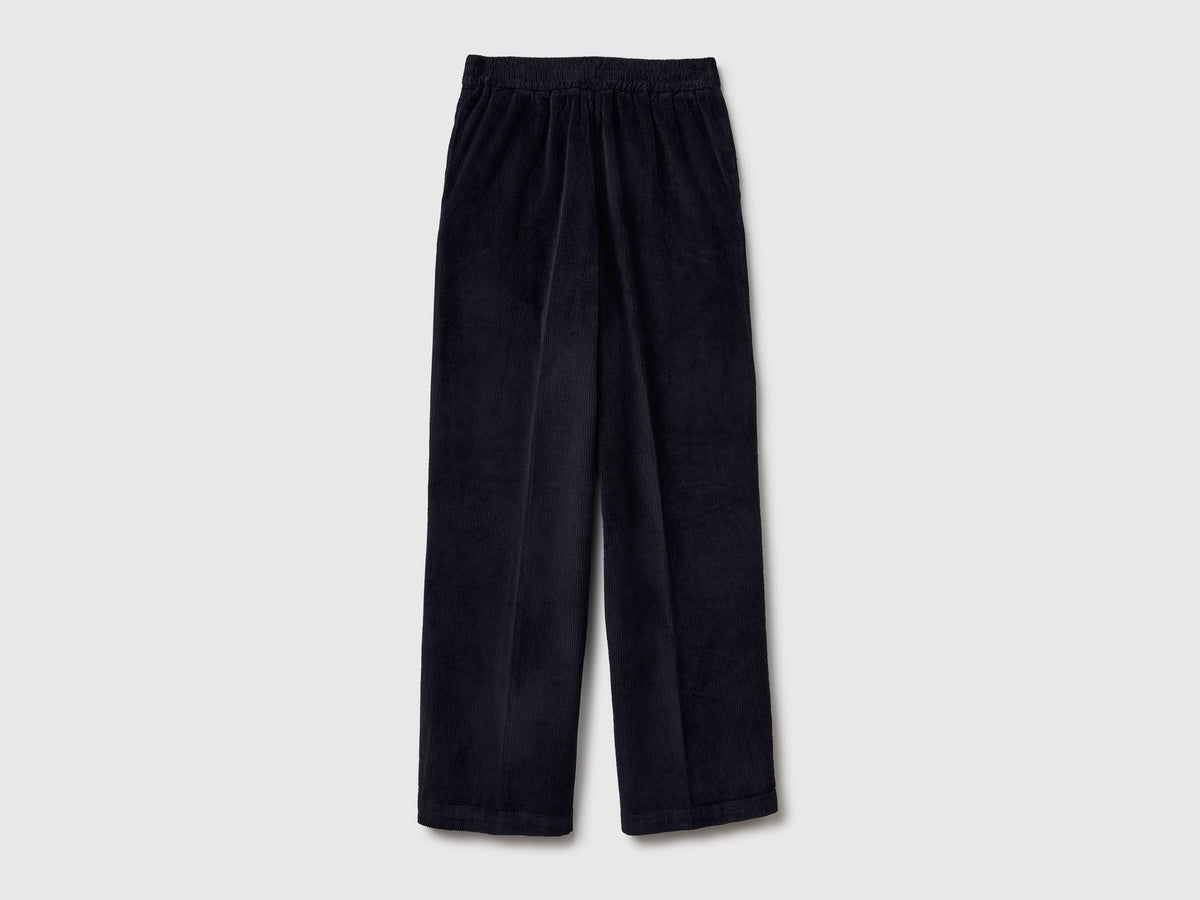 Pantaloni ampi in velluto