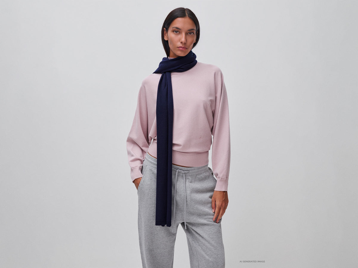 Maglia collo alto con manica a pipistrello