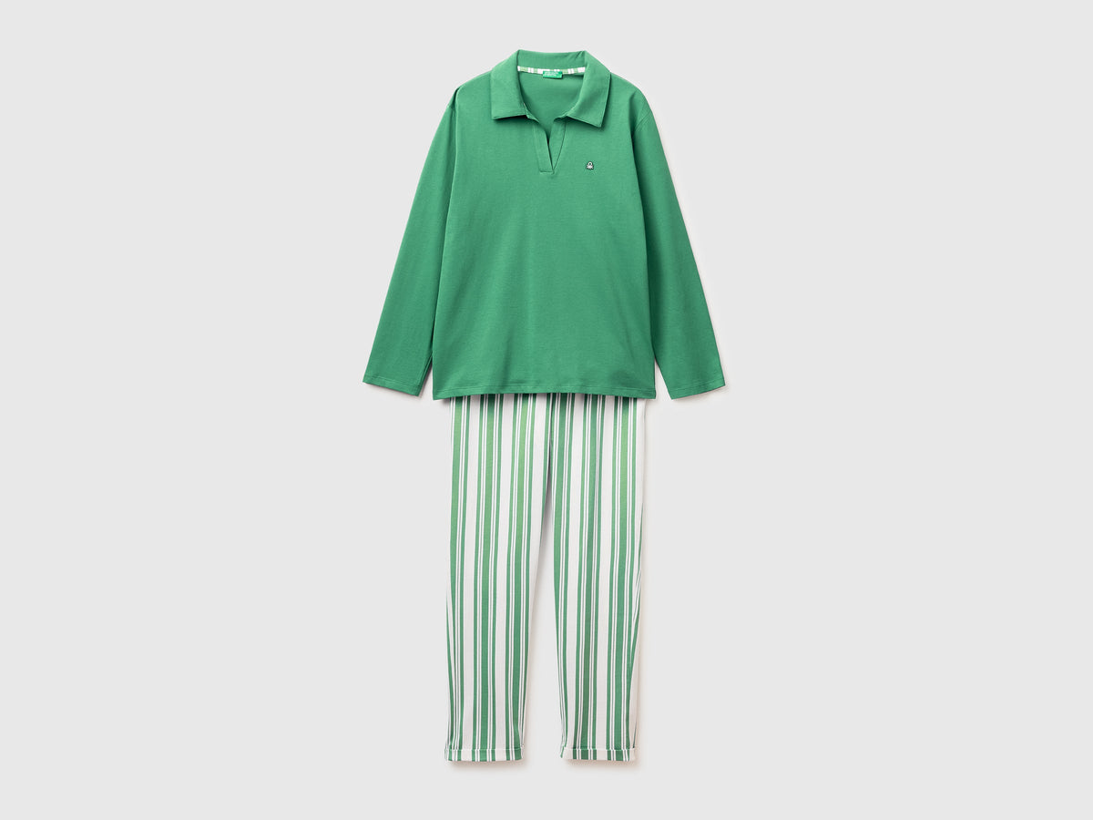 Pigiama con pantaloni a righe