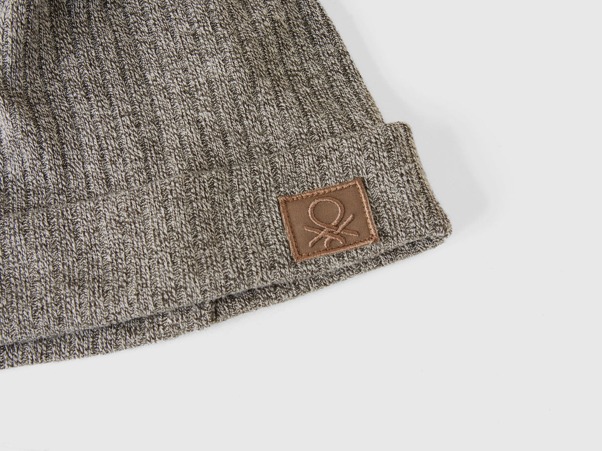 Cappello in misto viscosa stretch
