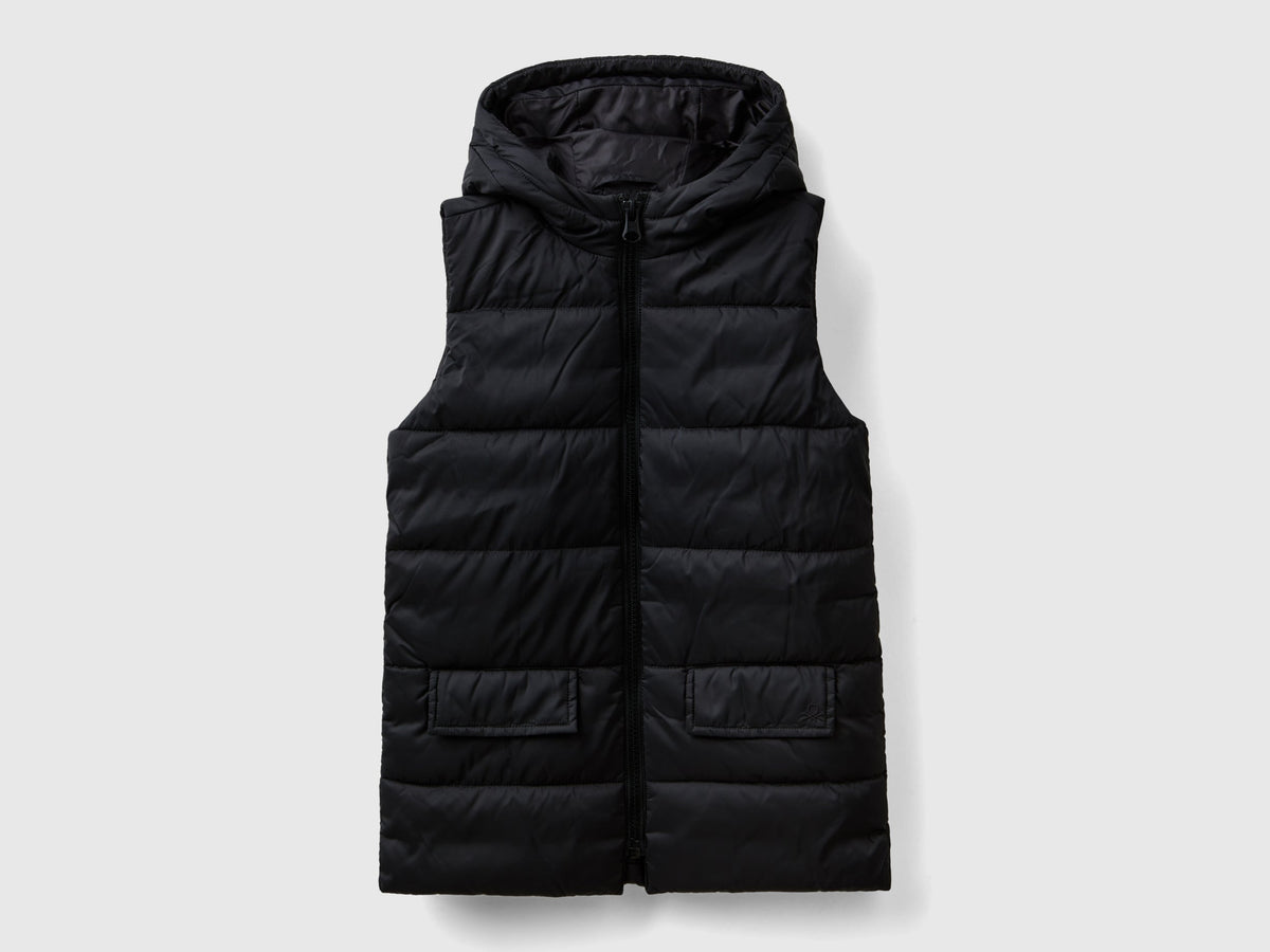 Gilet imbottito con cappuccio