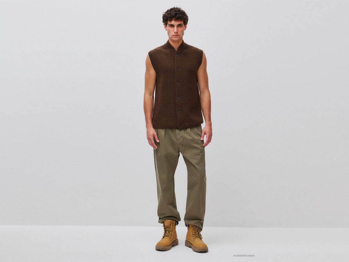 Gilet con bottoni in misto lana