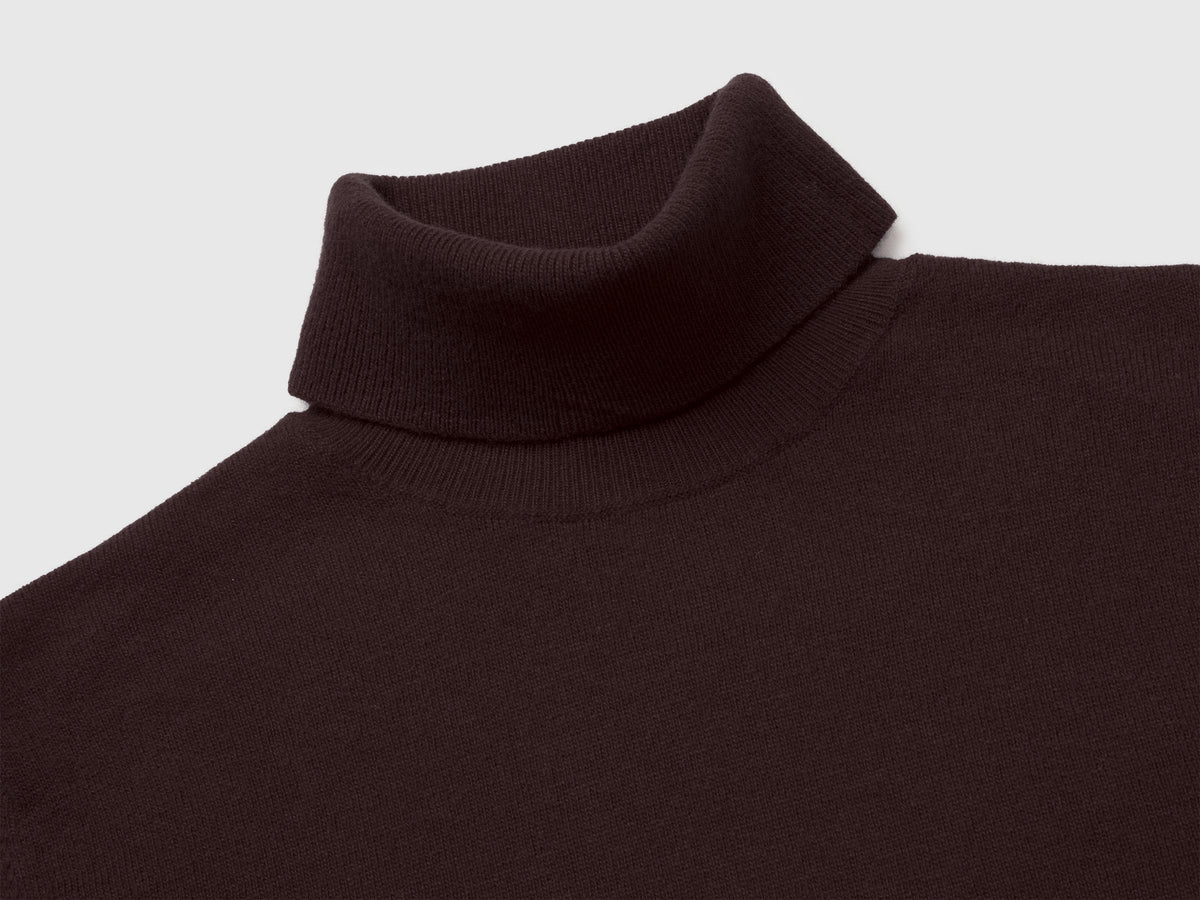 Maglione dolcevita cioccolato in pura lana Merino