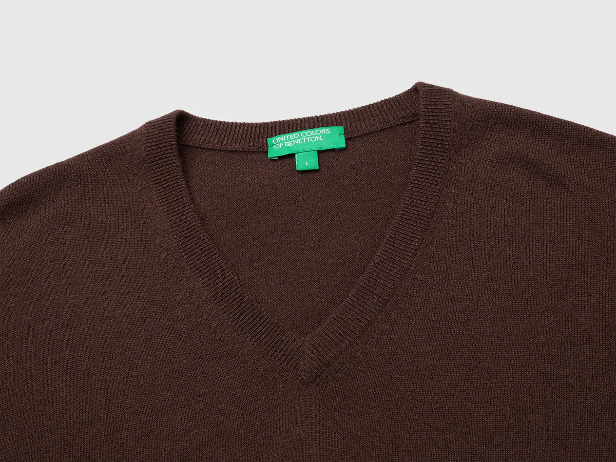 Maglia scollo a V marrone testa di moro in pura lana Merino