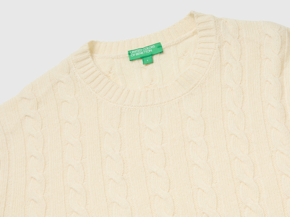 Maglia girocollo con trecce in misto lana