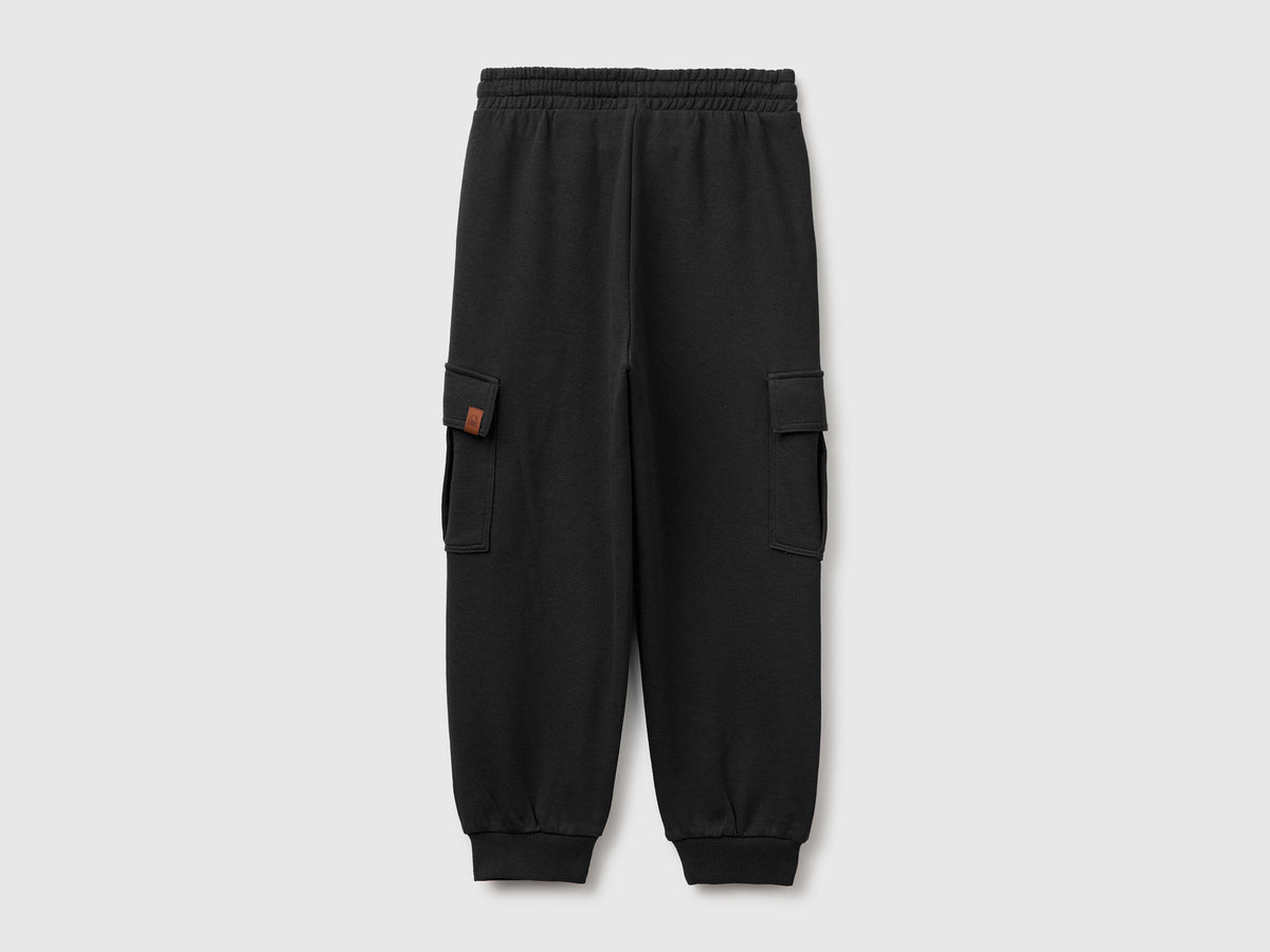 Pantaloni cargo in felpa