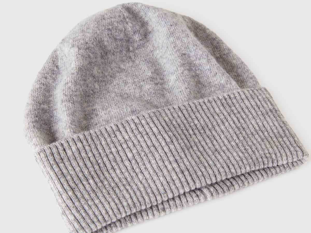 Cappello grigio mélange in pura lana Merino
