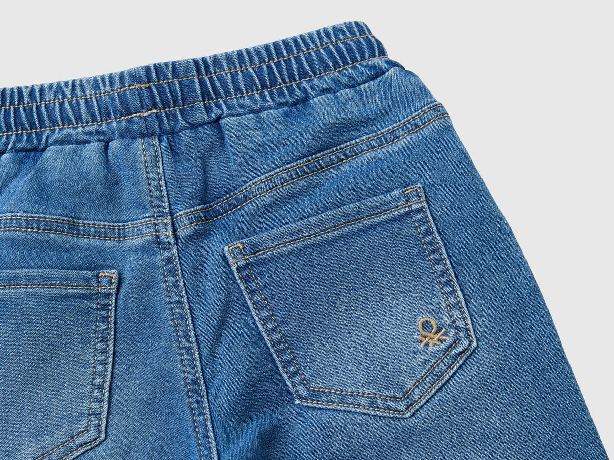 Joggers di jeans