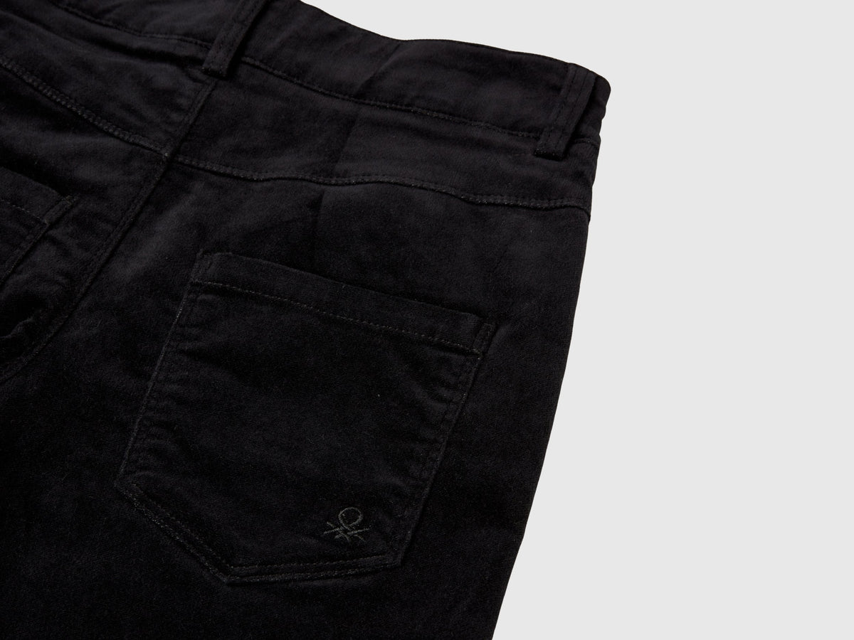 Pantaloni in velluto flare fit