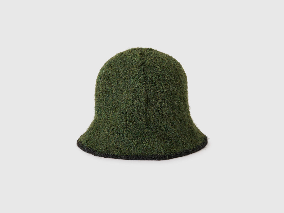 Cappello in misto lana bouclè