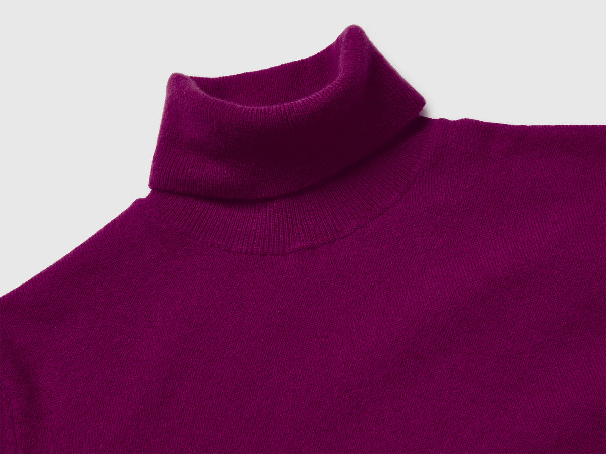 Maglione dolcevita viola in pura lana Merino