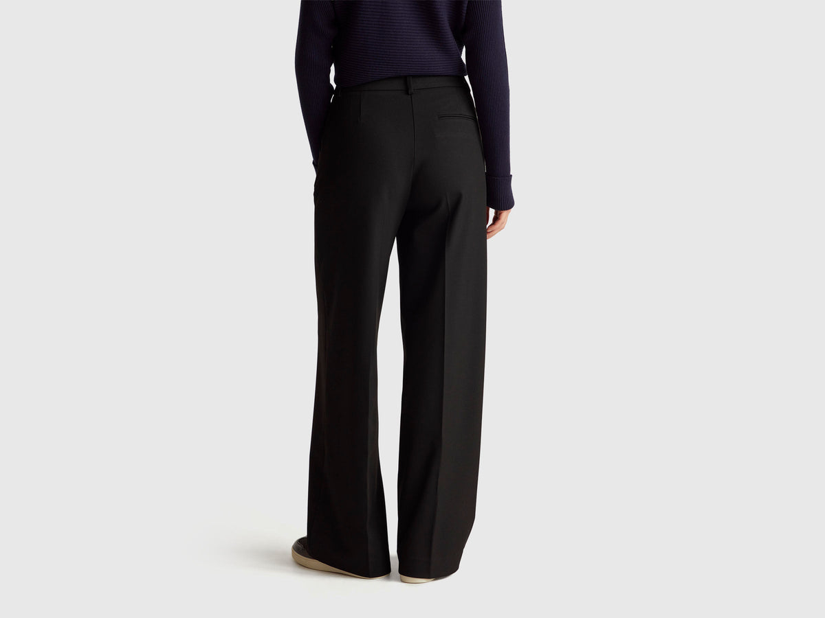 Pantaloni ampi in misto viscosa stretch