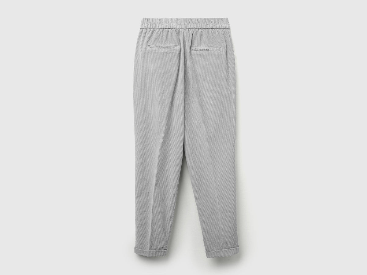 Chino in velluto con vita elasticizzata