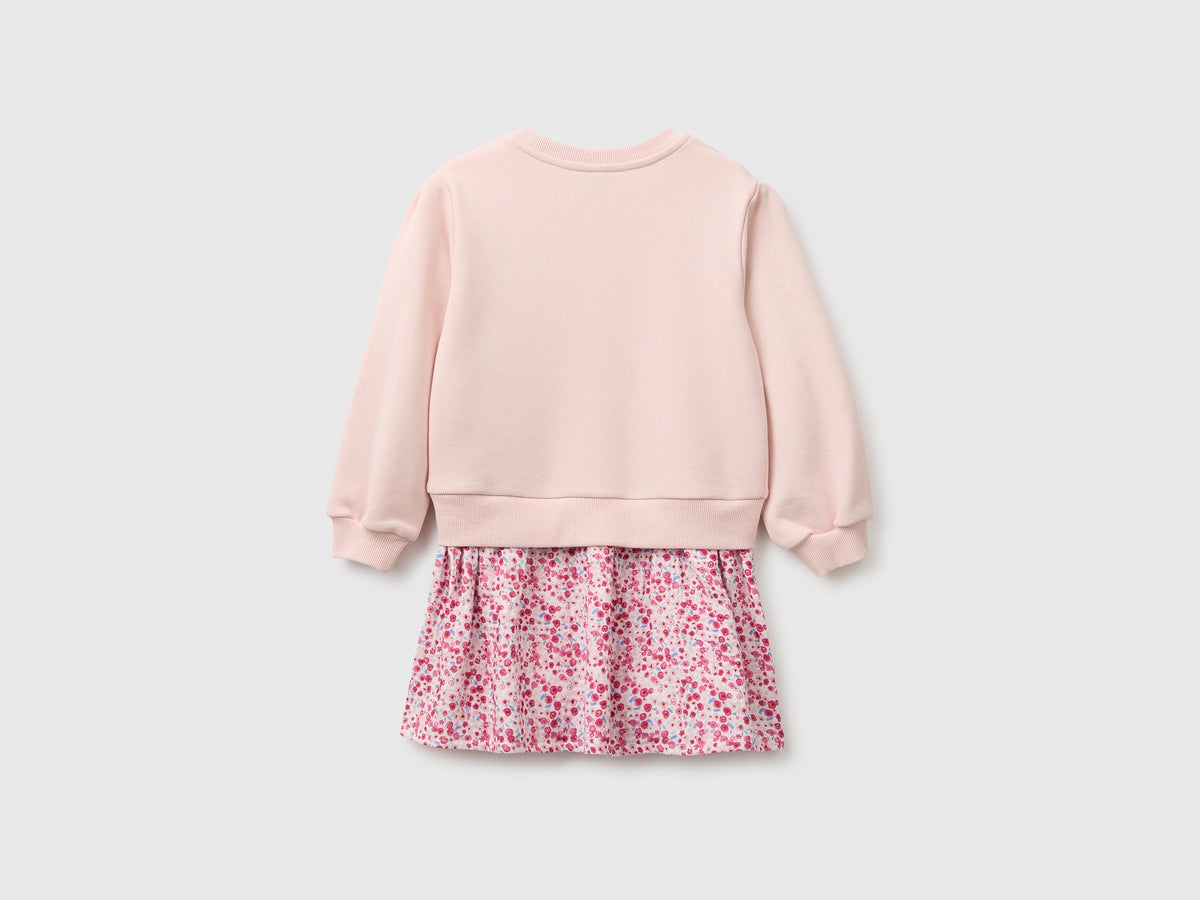 Vestito con gonna a fiori
