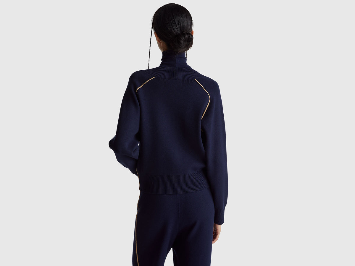 Maglia boxy fit con scollo a V
