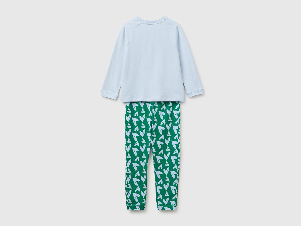 Pigiama con logo e pantaloni fantasia