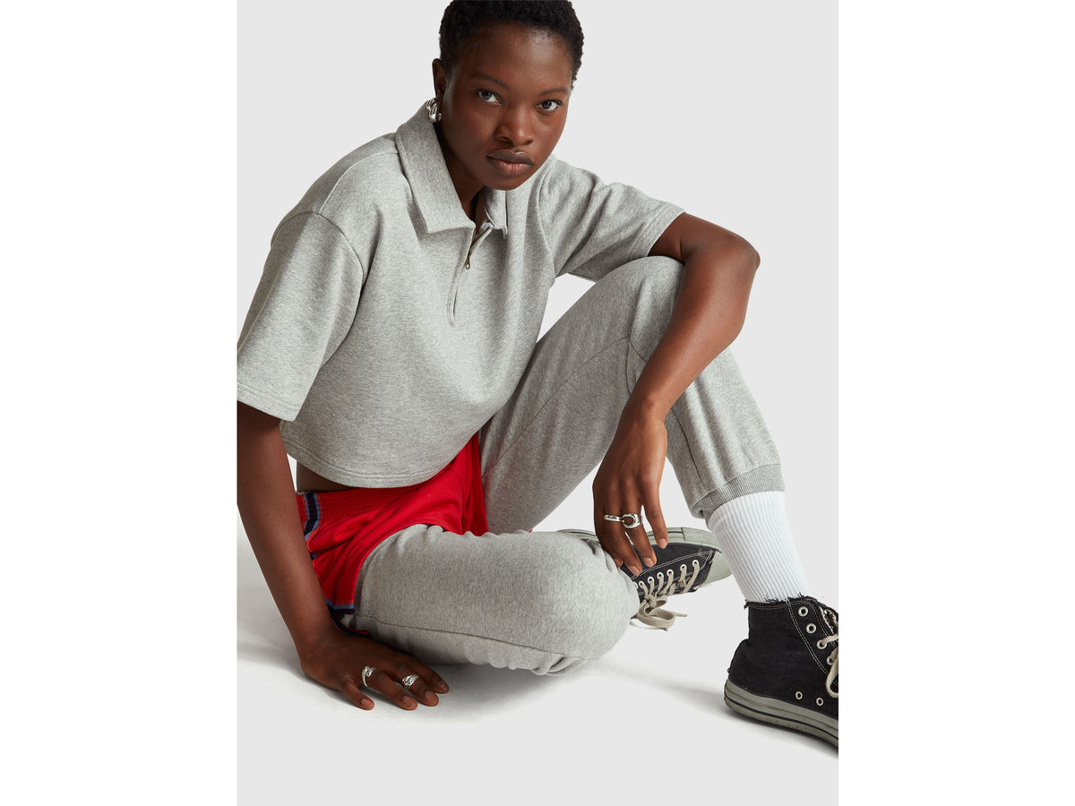 Polo cropped con zip Stranger Things
