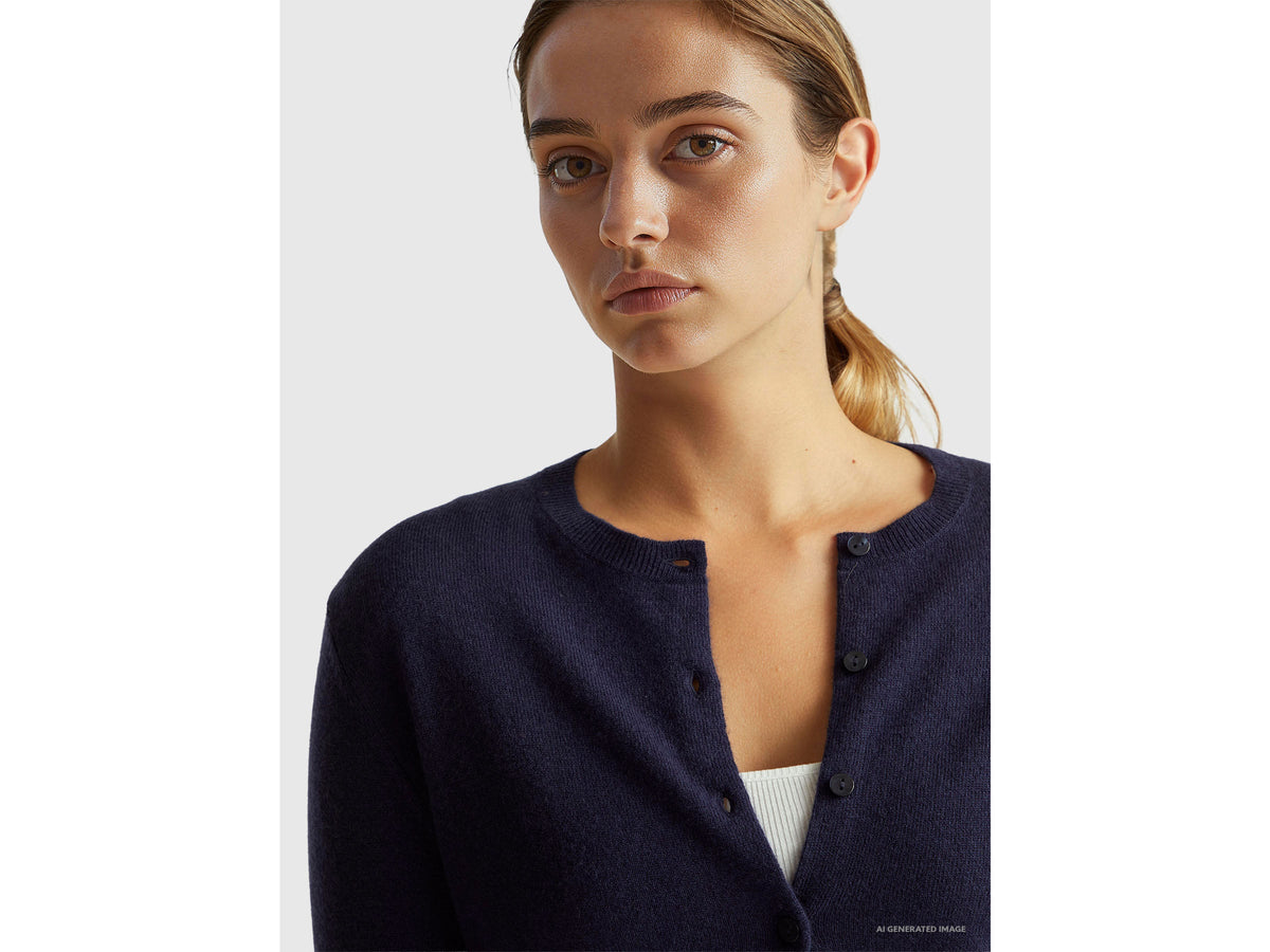 Cardigan girocollo blu scuro in pura lana Merino