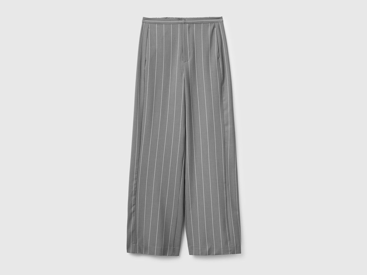 Pantaloni gessati gamba larga